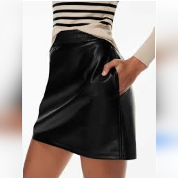Babaton Women's Size L Black Flagship Mini Skirt Faux Leather Elastic Waist - Picture 1 of 9